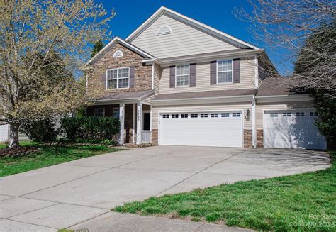 5700 Verrazano Drive Waxhaw Nc 28173 Compass