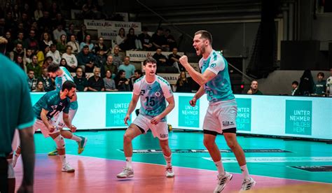 Volleyball News Bundesligen Nervenspiel Geht An Grizzlys Giesen