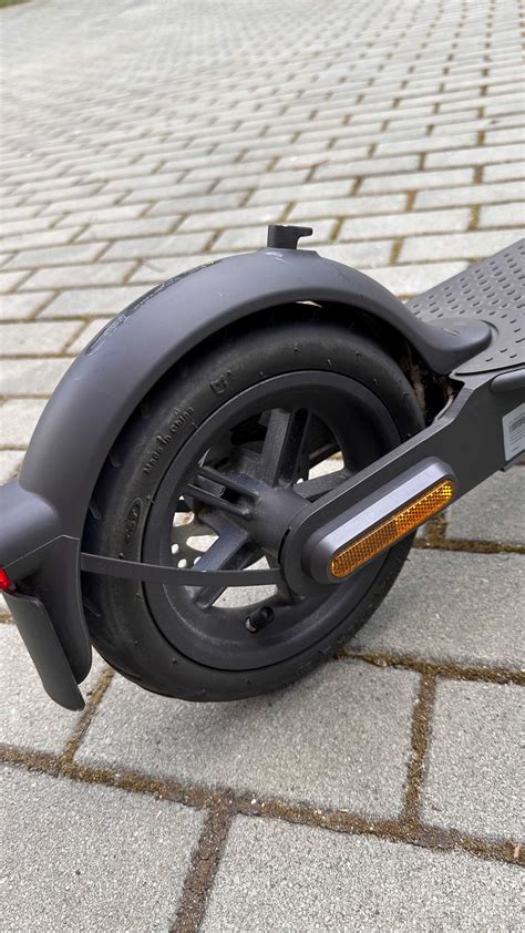 Hulajnoga Elektryczna Xiaomi Mi Electric Scooter Pro Krak W Bie An W