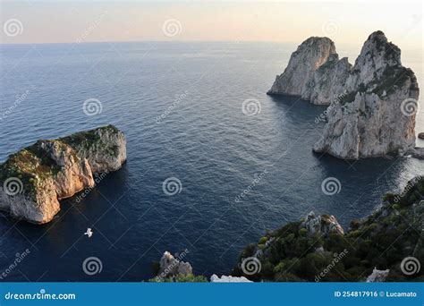 Capri Scorcio Dei Faraglioni Dal Belvedere Di Pizzolungo Al Tramonto