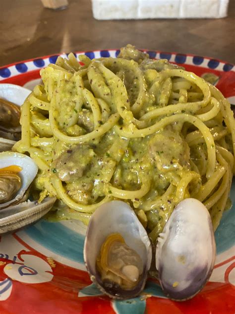 Linguine Alle Vongole E Pesto Di Pistacchio Romana Bacarelli