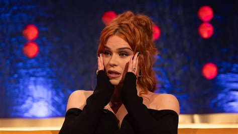 Billie Piper Says Spice Girls Gave Her Cigarettes To Smoke When She Was 15 Mirror Online