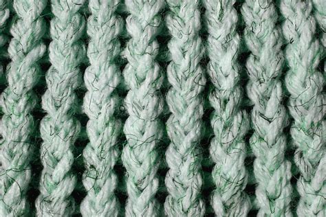 White and Green Knit Yarn Close Up Texture – Photos Public Domain