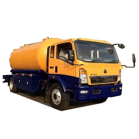 Lpg Bobtail Road Tanker With Mobile Dispenser Lpg Gas Litres