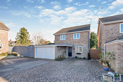 Albany Road West Bergholt Colchester 4 Bed Detached House For Sale