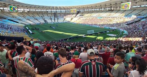 Rio Biglietto E Trasporto Per La Partita Di Calcio In Diretta Allo