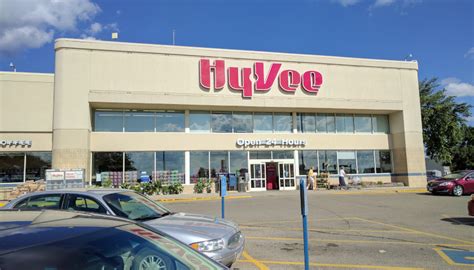 Hy Vee Shoppers Who Want To Defund The Police Angry When Store Debuts