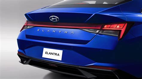 Hyundai Elantra 2022 Blue