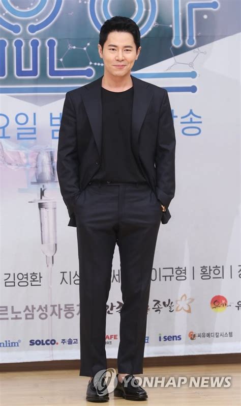 S Korean Actor Lee Kyu Hyung Yonhap News Agency