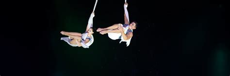 Cirque: Spirit of Christmas | Gaylord Palms Resort