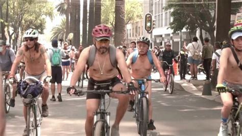 Naked Cyclists Take To Mexico City Streets To Protest Car Culture And