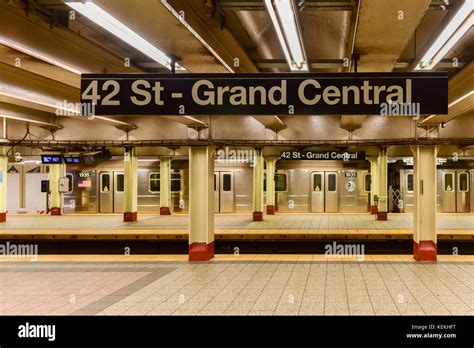 New York City - October 14, 2017: 42 St - Grand Central Subway Station ...