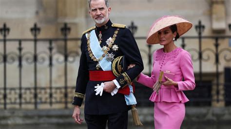 El sorprendente look de la Reina Letizia para la coronación del Rey