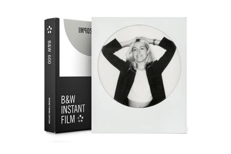 Impossible B&W Film for 600 Round Frame Edition [Guide]