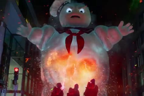 Watch The New Ghostbusters Roast The Stay Puft Marshmallow Man