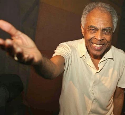 Gilberto Gil Completa Anos De Idade Homenagens De Famosos Como