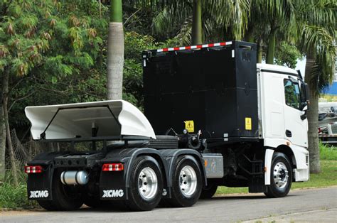 XCMG lança primeiro cavalo mecânico elétrico do País AutoIndústria