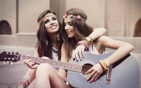 Wallpaper Women Model Brunette Guitar Sitting Photography