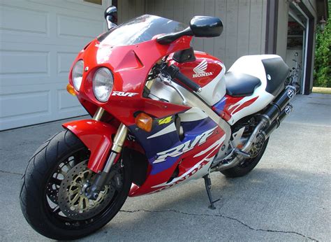 1994 Honda RVF750 RC45 Bike Urious