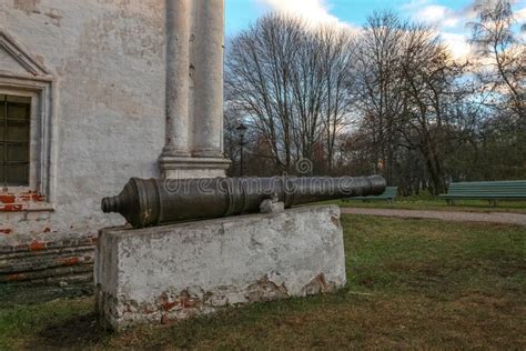 Gun of the Seventeenth Century Stock Image - Image of clouds, fire ...