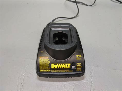 Dewalt Dw9118 7 2v 14 4v Battery Charger Nicd One Hour Charger I1 3