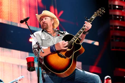 Toby Keith Dead At 62 Country Fans Pay Tribute