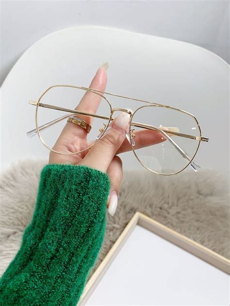 1pc Womens Golden Aviator Metal Frame Anti Blue Light Glasses Retro Style Plain Lens Eyewear