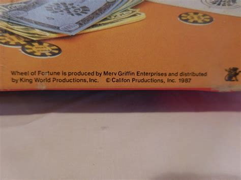 Merv Griffin Enterprises Wheel Of Fortune Board Game - plusaj