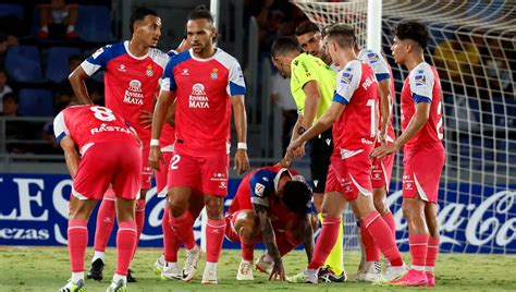 Liga Hypermotion El Espanyol Cae A La Cuarta Plaza Tras Perder Ante El