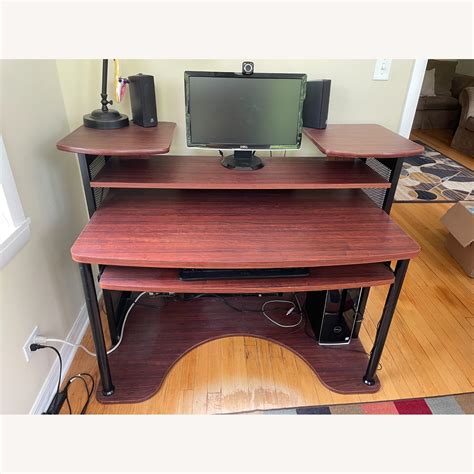 Computer Storage Desk - AptDeco