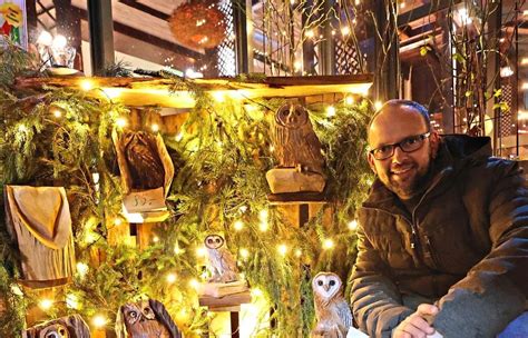 Mosaike und Eulen mit großen Augen beim gräflichen Christkindlmarkt