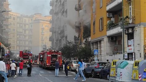 Napoli Incendio In Appartamento Al Vomero Un Morto E Due Intossicati