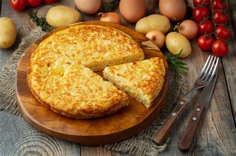 Como Hacer Una Tortilla De Patatas Poco Cuajada Cocimaniacos