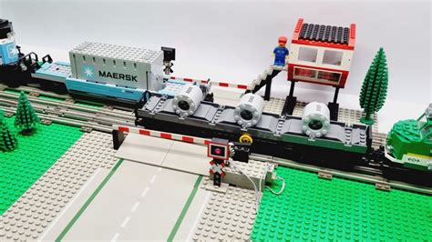 Lego 7866 Remote Controlled Road Crossing Youtube