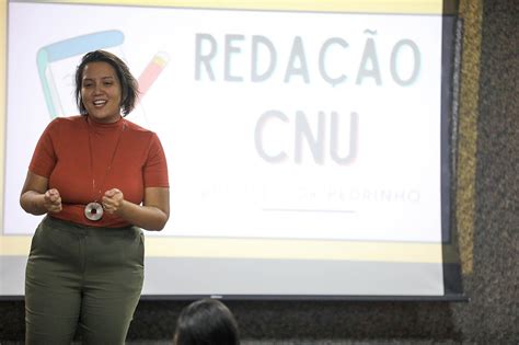 Mais mil pessoas participam de aulões preparatórios para o CNU nas