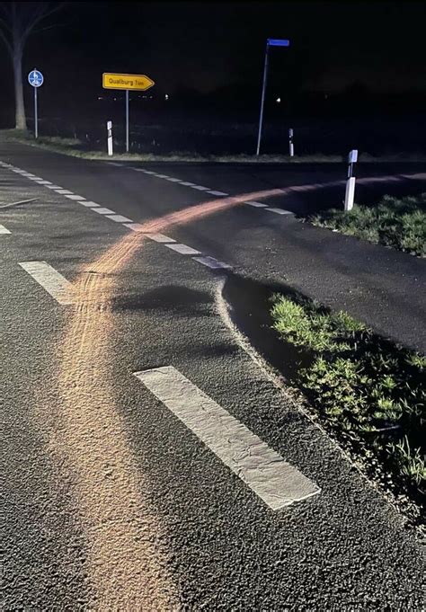 Freiwillige Feuerwehr Bedburg Hau Bedburg Hau Feuerwehr Beseitigt