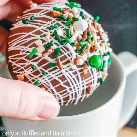 Starbucks Chai Mocha Hot Cocoa Bombs Recipe