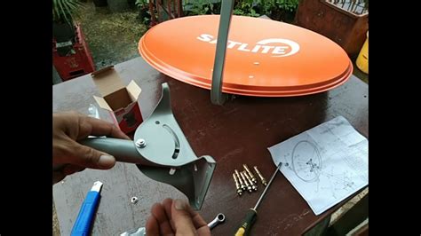 How To Assemble Satellite Dish Antenna Installer Set Top Box Receiver