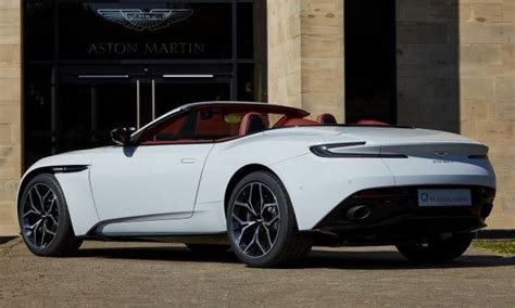 Aston Martin Db Due Nuove Serie Speciali Firmate Q Quattroruote It