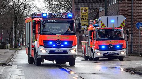 REALALARM während ÜBUNG FEUER in GARTENLAUBE Einsatzfahrten