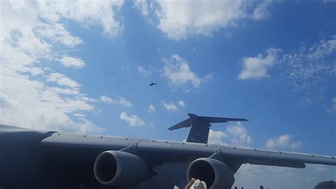 F-22 at the Cleveland Air Show : r/aviation