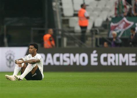 Gil Faz Declara O Ap S Ser Ofendido Por Torcedor Do Corinthians Em