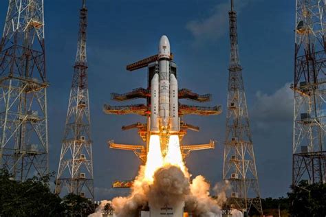 Chandrayaan Mission Spacecraft Mated With Rocket For Launch Ui Newz