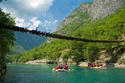 Riverrafting Auf Dem Tarafluss Rafting Abenteuer In Montenegro