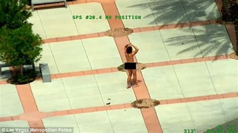 Las Vegas Police Shoot Armed Naked Man Daily Mail Online