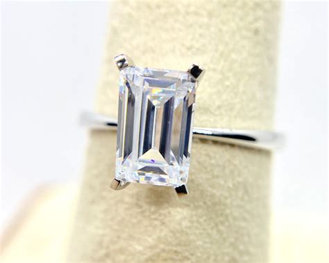 2 5 Carat Emerald Cut Cubic Zirconia Solitaire Engagement Ring Etsy