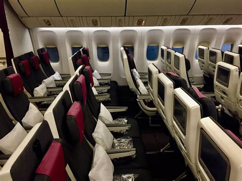 Qatar Airways Review Flying With Qatar Airways Travelling Claus