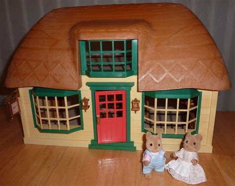 Sylvanian Families Meadowcroft Cottage In Kettering Northamptonshire