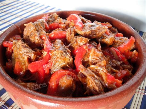 Dulce y Salado-Menorca: Carn amb pebres (Ternera con pimientos asados)