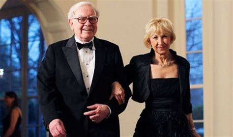 Who Is Astrid Menks Top Facts About Warren Buffet Wife Legitng